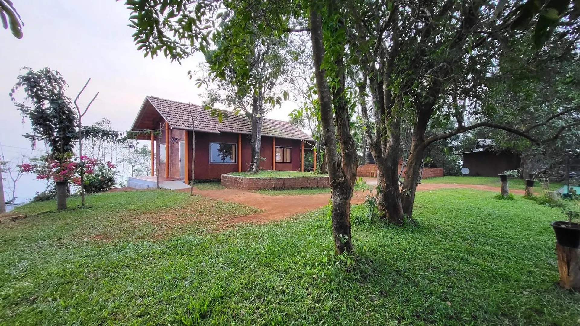 Bed and Breakfast Paithal Mount Resort Paithalmala Ινδία